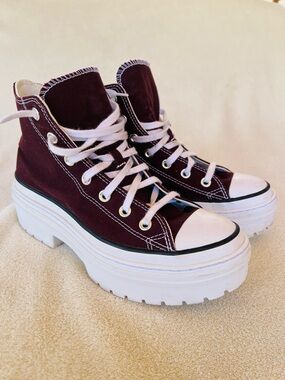 Converse Lugged Platform High Top Sneakers Bloodstone Purple Maroon Size 8